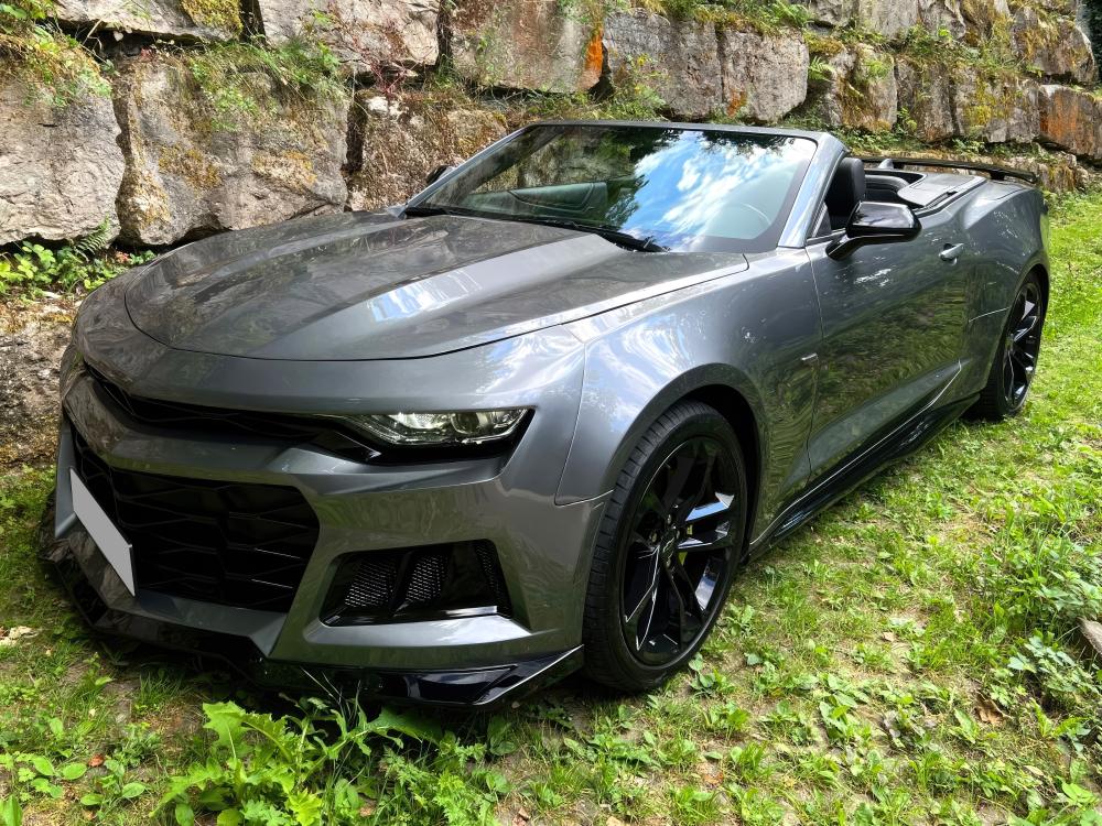 Chevrolet Camaro Серый