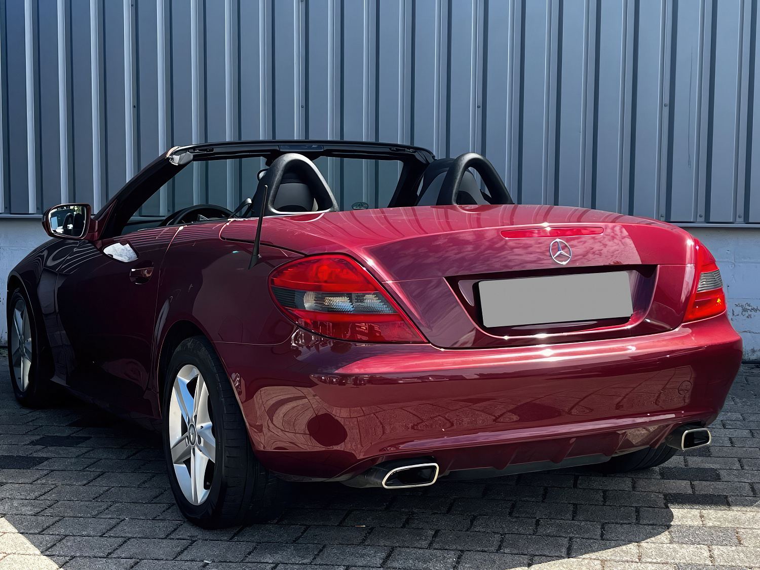 Mercedes-Benz SLK Красный