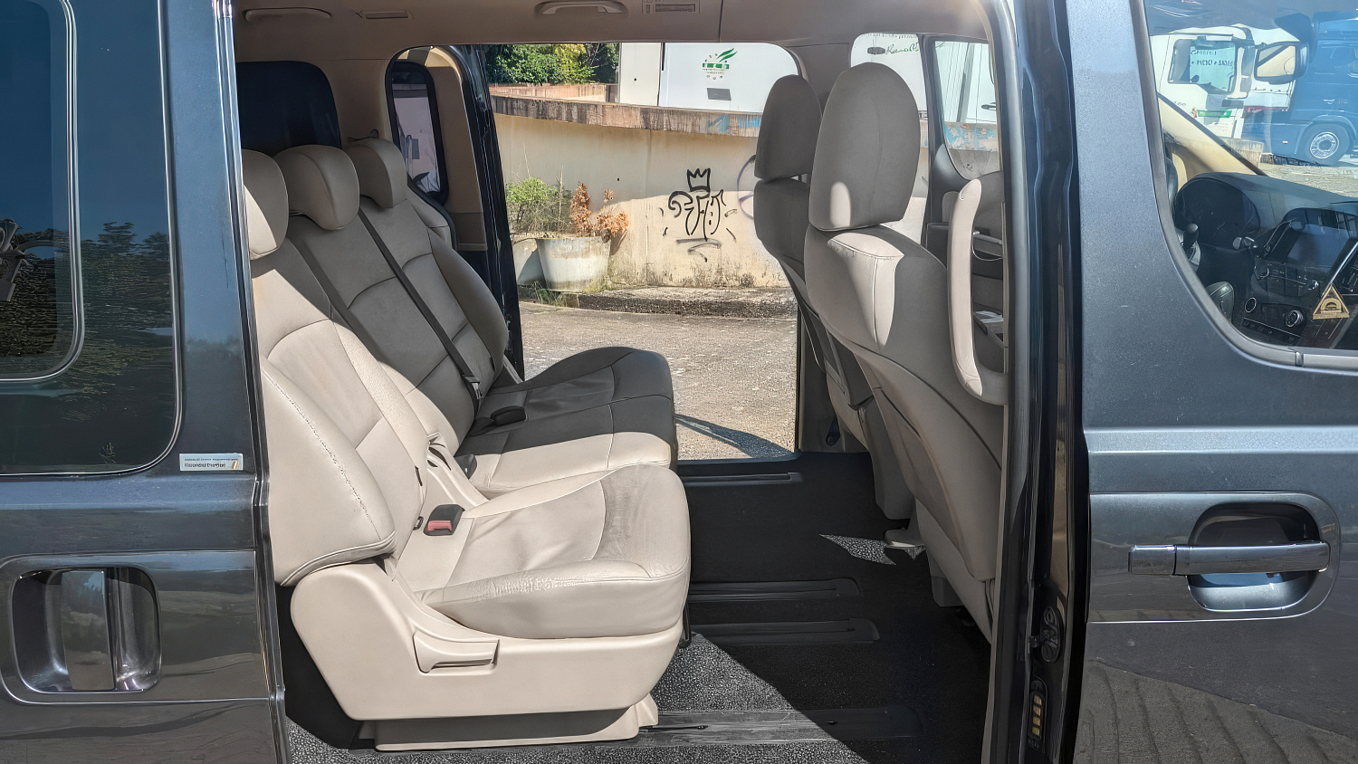 Hyundai H-1 I Рестайлинг Черный
