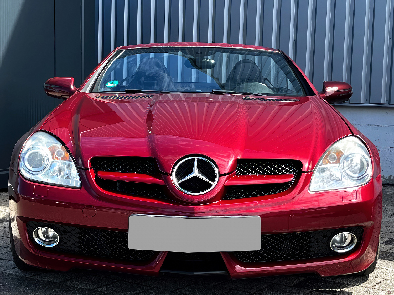 Mercedes-Benz SLK Красный
