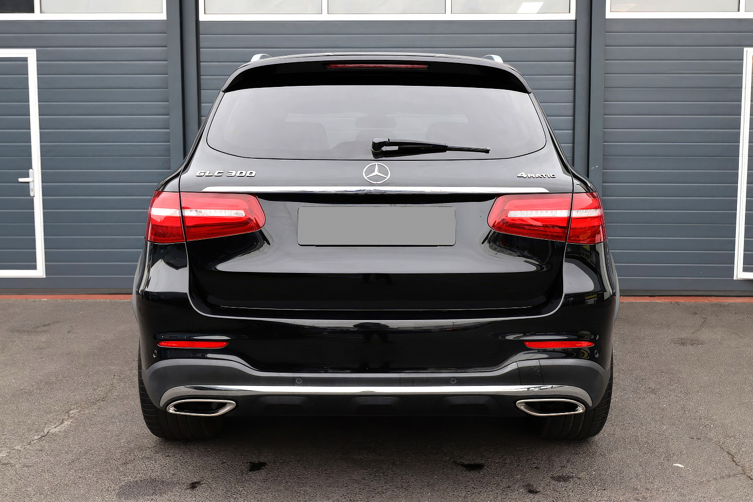 Mercedes-Benz GLC 300 Черный