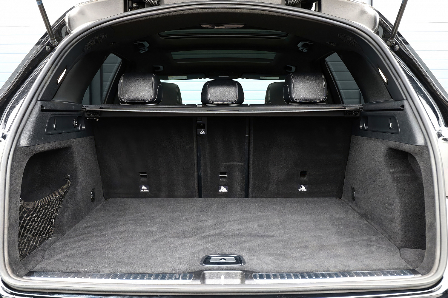Mercedes-Benz GLC 300 Черный